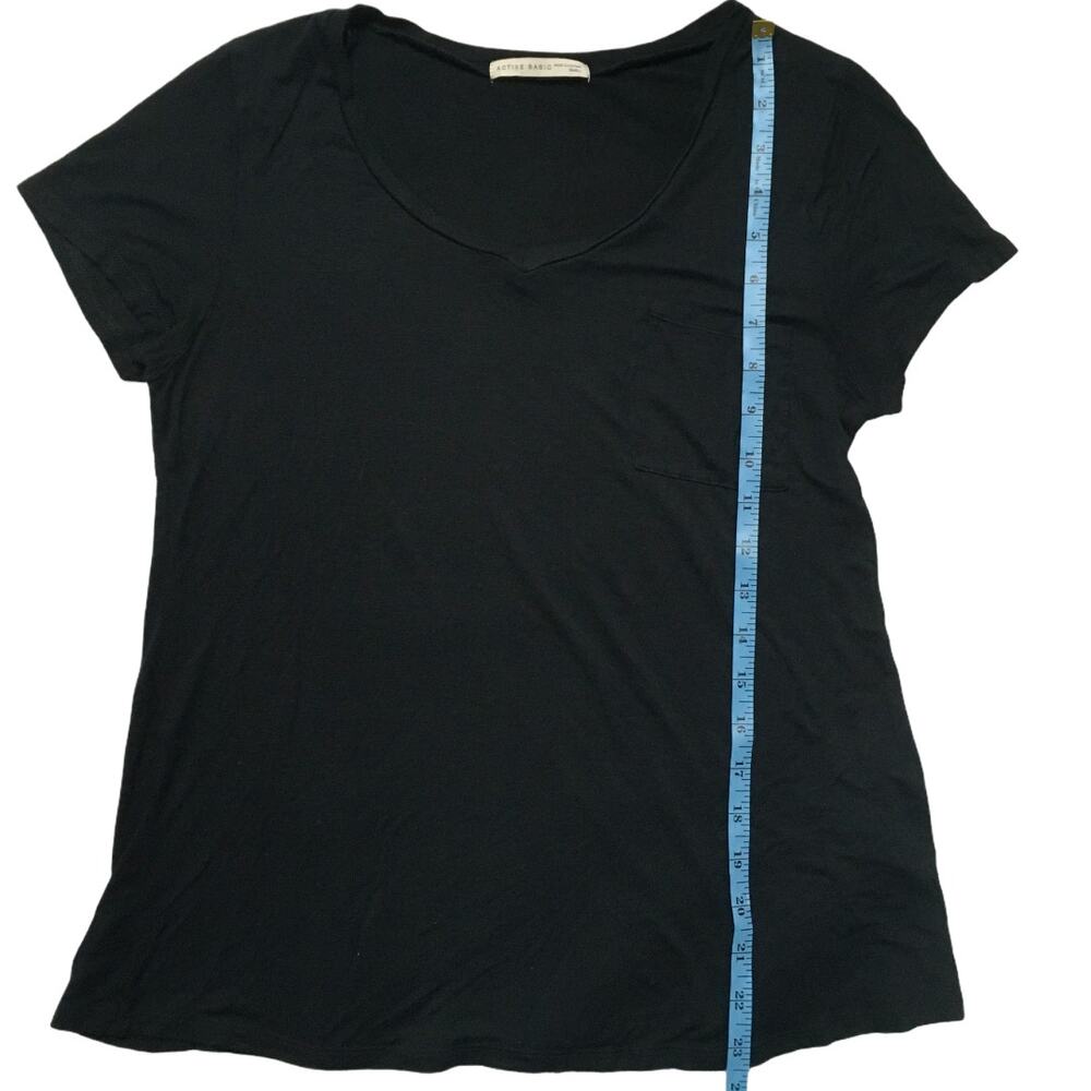 Active Basic T-Shirt V-Neck Short Sleeve Pocket Tee Women's Small/Medium Black - Picture 9 of 9